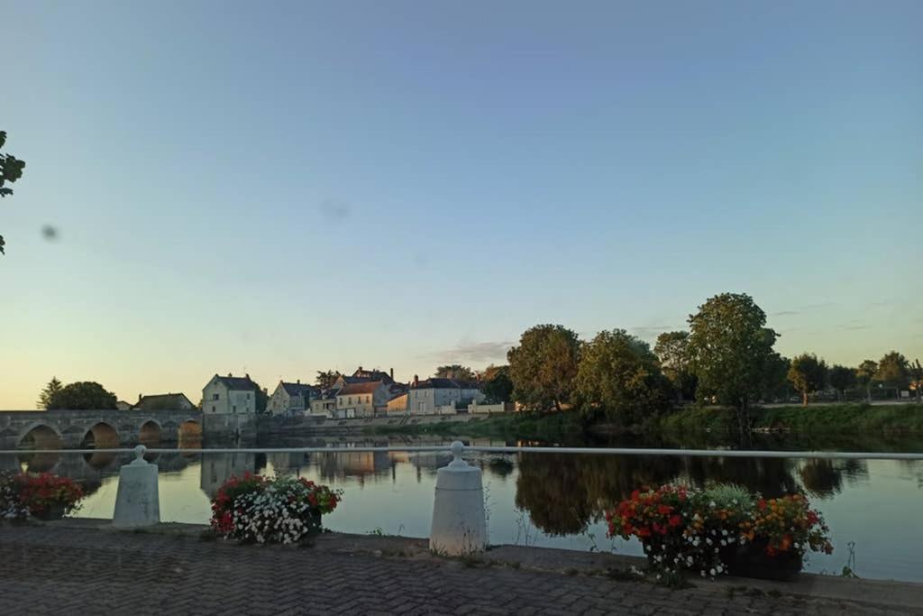 Studio Charmant Avec Vue Magnifique! Montrichard Eksteriør bilde